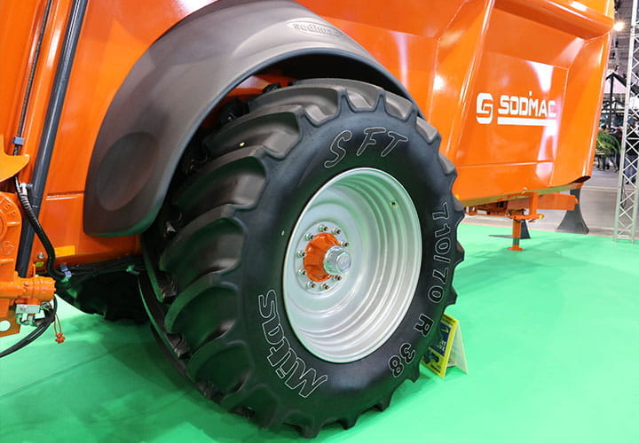 agricultural-and-forestry-tyres-sprayers-and-spreaders-spreader-radial-tyres-SFT